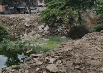 रांची का एक और तालाब हो रहा खत्म! हरमू जलाशय पर मिट्टी भराई शुरू, अब पार्क या मार्केट बनाने की तैयारी