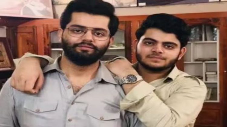 Breaking News: माफिया अतीक अहमद के दोनों बेटों को मिली पेरोल, छोटे भाई अबान के जनाजे में होंगे शामिल 1 Breaking News: माफिया अतीक अहमद के दोनों बेटों को मिली पेरोल, छोटे भाई अबान के जनाजे में होंगे शामिल