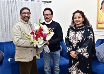 Jharkhand News: सीएम हेमंत सोरेन से सांसद, विधायक सहित कई जनप्रतिनिधियों ने की मुलाकात