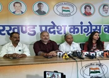 भ्रष्ट तंत्र ने बेच दिया छात्रों का भविष्य, इस्तीफा दे शिक्षा मंत्री-केन्द्र सरकार पर भड़की अम्बा प्रसाद