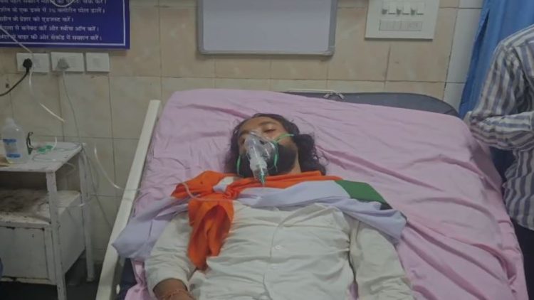 JPSC प्रदर्शन के बाद फिर एक बार देवेंद्र नाथ महतो की तबीयत बिगड़ी, सदर अस्पताल में भर्ती