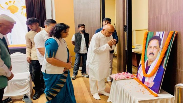 मंत्री सुदिव्य सोनू को श्रद्धांजलि, जमशेदपुर में स्थगित हुआ शिक्षकों का सेमिनार