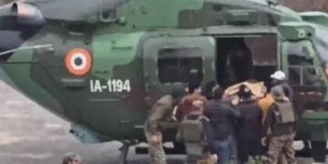 Breaking News: कश्मीर के डोडा में भीषण हादसा, जवानों की ले जा रही वाहन खाई में गिरी, 10 जवानों की मौत