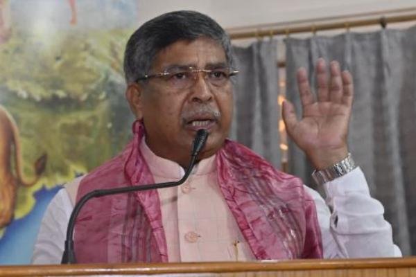 Jharkhand Politics : क्या श्रद्धालु चोर-डकैत थे? रजरप्पा लाठीचार्ज पर भड़के आदित्य साहू