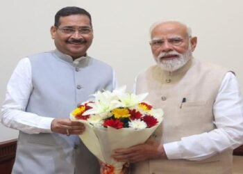 Jharkhand News: झारखंड में बनेगा ‘आदिवासी सांस्कृतिक कॉरिडोर’-सांसद दीपक प्रकाश ने पीएम मोदी से की मुलाकात