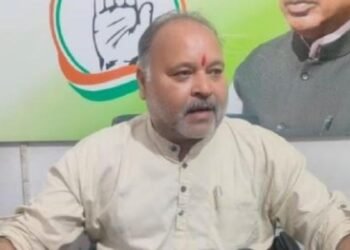 Jharkhand Politics: क्या मोहन भागवत धर्मगुरुओं से भी बड़े हो गए? महाकुंभ विवाद पर कांग्रेस का सवाल