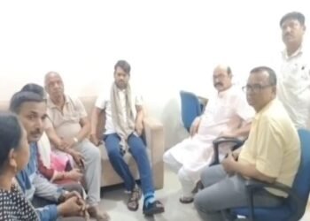 Dhanbad News: बकाया बिल के लिए शव रोके जाने पर बवाल, मेयर संजीव सिंह ने चुकाया पैसा-अस्पताल पर उठे सवाल