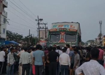 Ranchi Breaking: रांची के लाजपत नगर में नो-एंट्री में घुसे ट्रक ने महिला को कुचला, मौके पर मौत