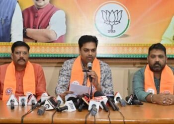 Jharkhand Politics: बालू से तेल निकालने का काम कर रही है महागठबंधन सरकार-भाजपा का बड़ा आरोप