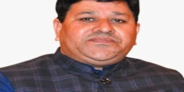 Jharkhand News: रांची में अब कम होगा निजी स्कूलों का शुल्क! रांची DC की अध्यक्षता में फीस निर्धारण पर मंथन