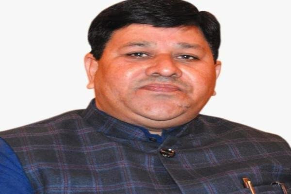 Jharkhand News: रांची में अब कम होगा निजी स्कूलों का शुल्क! रांची DC की अध्यक्षता में फीस निर्धारण पर मंथन