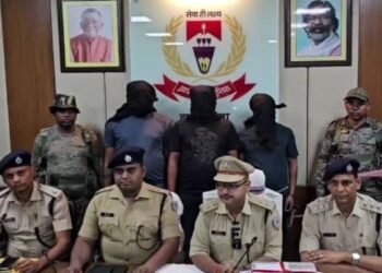 हजारीबाग के सबसे बड़े डकैती कांड का सनसनीखेज खुलासा, लूट के सामान के साथ तीन गिरफ्तार