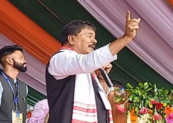 राजनीतिक हिस्सेदारी घटाने की कोशिश स्वीकार नहीं-रांची में बंधु तिर्की की हुंकार