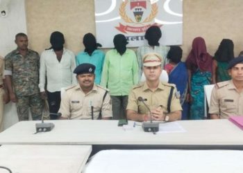 पति का कई लड़कियों से था अफेयर, पत्नी ने उठाया ये खौफनाक कदम 11 पति का कई लड़कियों से था अफेयर, पत्नी ने उठाया ये खौफनाक कदम