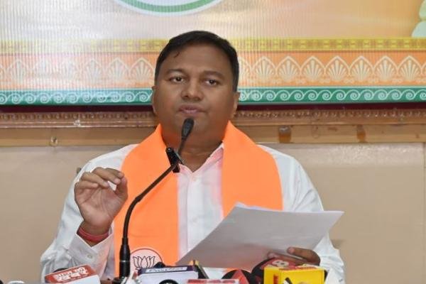 Jharkhand Politics: चारा घोटाले से भी बड़ा निकलेगा ट्रेजरी कांड, सीबीआई जांच हो-बीजेपी का बड़ा आरोप