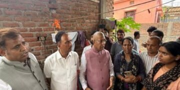 झारखंड में अपराधियों का राज-कोकर के लापता बच्चे के परिजनों से मिले आदित्य साहू-दिया ये अल्टीमेटम