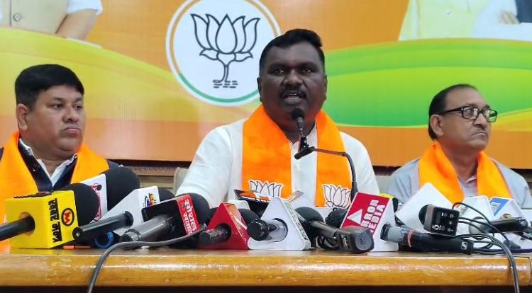 Major BJP protest in Jharkhand: Demonstrations in all districts on August 1, torchlight procession on July 31; demand for Hemant Soren's resignation.