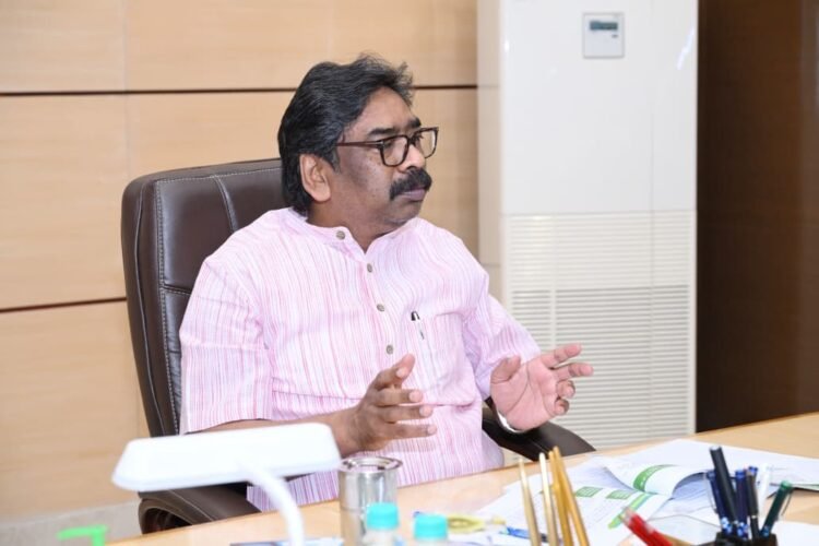 रांची के विकास पर CM हेमन्त सोरेन सख्त, बोले—पर्यावरण से समझौता नहीं, स्मार्ट सिटी और पर्यटन योजनाओं की समीक्षा