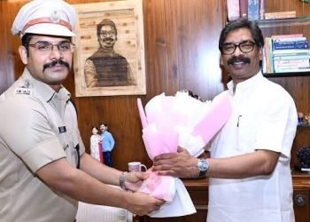 Big Breaking: हिमांशु सिंह हत्याकांड के बाद सरकार का बड़ा एक्शन, जमशेदपुर SSP और सरायकेला SP हटाए गए