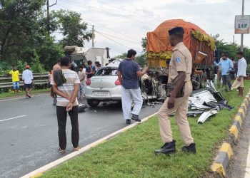 Breaking News : Jamshedpur में दर्दनाक सड़क हादसा, मंत्री दीपिका पांडेय सिंह की बेटी समेत 4 लोगों की मौत की सूचना