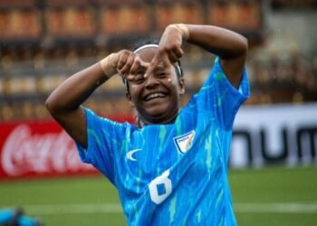 Jharkhand की होनहार बेटी अनुष्का के पास न जूते हैं, न साइकिल; CM से लगाई गुहार