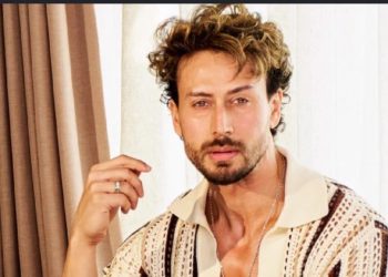 Tiger Shroff Firing News: टाइगर श्रॉफ पर फायरिंग, लॉरेंस गैंग के नाम से धमकी भरा ऑडियो वायरल 3 Tiger Shroff Firing News: टाइगर श्रॉफ पर फायरिंग, लॉरेंस गैंग के नाम से धमकी भरा ऑडियो वायरल