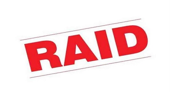 Breaking News: रांची के पिस्का मोड़ स्थित अपार्टमेंट में SSP के नेतृत्व में छापेमारी, 8 करोड़ की साइबर ठगी का मामला 1 Raid led by the SSP at an apartment in Ranchi's Piska More; case involves cyber fraud worth ₹8 crore.
