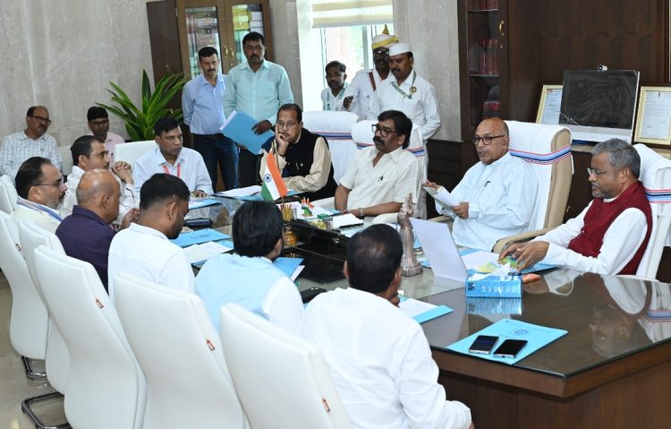 झारखंड विधानसभा के षष्ठम मॉनसून सत्र को लेकर सर्वदलीय बैठक संपन्न