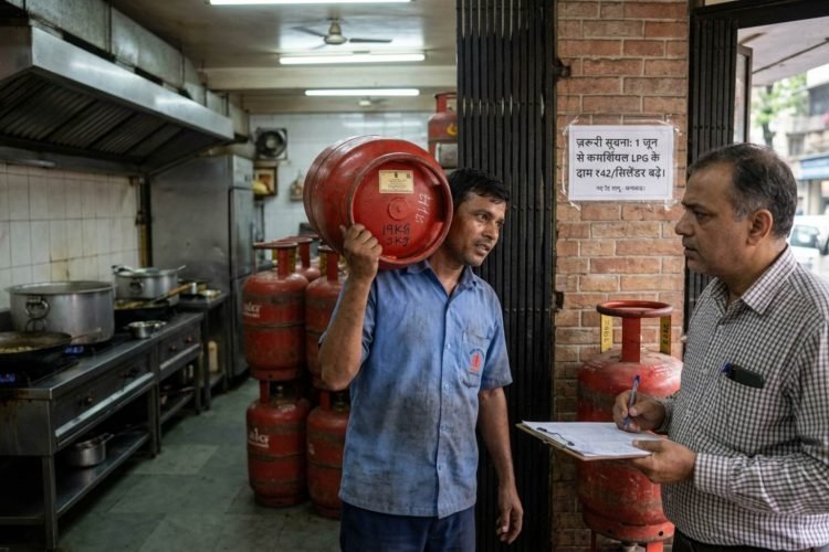 Commercial LPG cylinders become expensive from June 1, prices increase by up to Rs 42, know the new rates and reasons