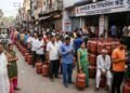 How many days will it take to get a gas cylinder—45, 35, or 25? The government has clarified the situation.