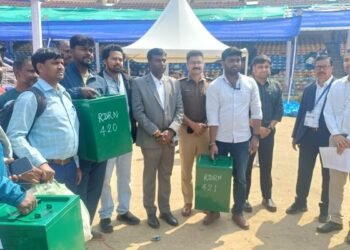 Municipal elections to be held tomorrow: Election officials and security personnel begin to leave.