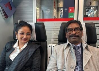 Hemant Soren and Kalpana Soren received global honours at WEF 2026