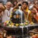 Devotees performing Jalabhishek of Shivling on Mahashivratri.