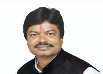 Former ministers Yogendra Saw and Nirmala Devi sent to 24-hour police custody