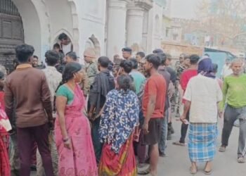 Chaos erupts in Jharia after child dies after being hit by illegal coal truck, disrupting voting at several booths