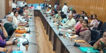 Newly elected mayor and councillors take oath, new hope for the development of the city!