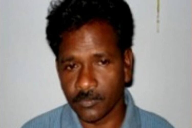 Misir Besra then escaped from the police.