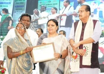 Divisional level Mukhiya Conference 2026 in Palamu, government serious on increasing honorarium