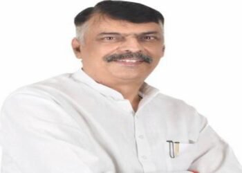 Congress attacks NEET paper leak, Rajesh Thakur says, "Future thief, leave the throne"