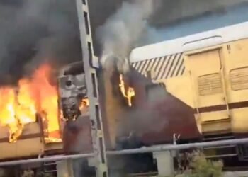 Major accident at Sasaram Railway Station: Patna fast passenger train catches fire, one bogie burnt to ashes