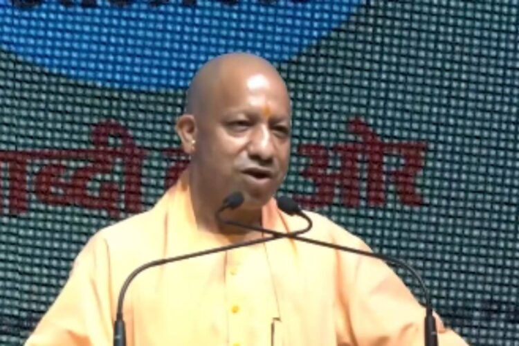 Breaking News: Yogi Adityanath said – Namaz on the road will not be tolerated, action will be taken.