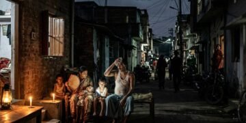 Humidity and power crisis in Ranchi have caused distress, raising questions about the claim of 24-hour power supply.