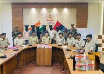 Major police action in Ramgarh: 6 criminals of Rahul Dubey gang arrested, huge quantity of weapons recovered