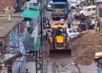 Weather Update: Cloudburst in Uttarakhand's Chamoli; lightning strikes cause deaths across several states.