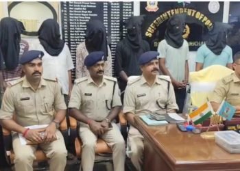Bokaro News: Inter-state chain-snatching gang targeting women arrested.