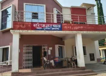 Dumka Crime News: Father turns monster amidst domestic dispute; kills 15-year-old daughter and an elderly man who intervened.