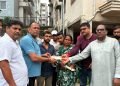 Family of worker who died of electrocution in Jamshedpur receives ₹10 lakh compensation; payment made following Saryu Roy's intervention.