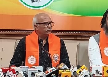 BJP launches a scathing attack on the bureaucracy in Jharkhand, stating that officials are ignoring elected representatives and the government has failed completely.