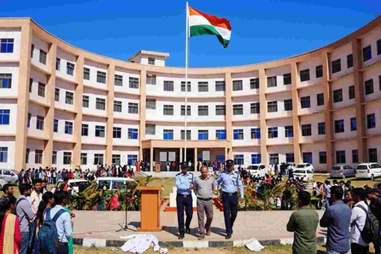 CUJ sacks lab assistant who got job on fake BTech degree