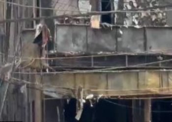 Delhi Fire News: Massive fire at Lemon Green restaurant in Malviya Nagar, several people dead, 37 rescued